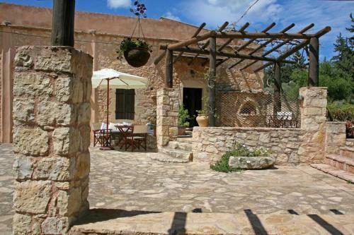 Klio Traditional House Mountain & Field View