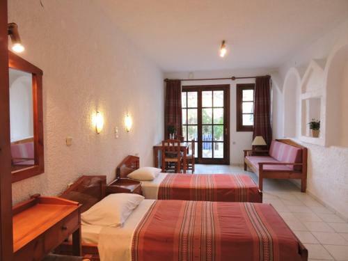 Thamiris Apartments