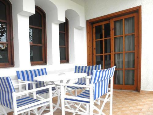 Thamiris Apartments