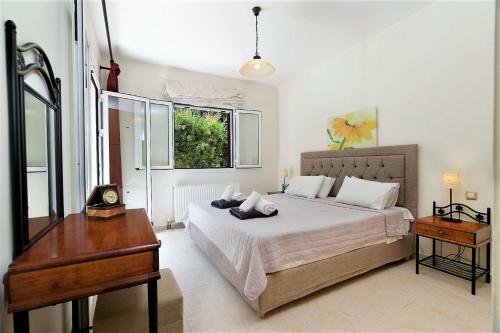Kaligata Villa Sleeps 6 With Pool Air Con And Wifi