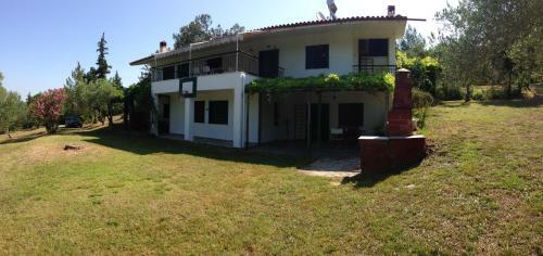 Secluded 1.8 Acre Garden Villa, For Exclusive Use With Stunning Views.