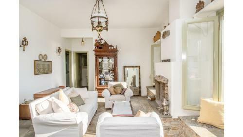 Amaryllis House - Tinos