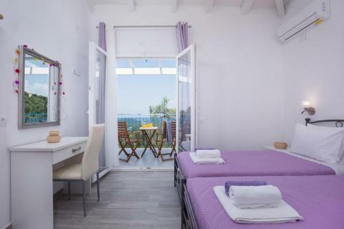 Karyotiko Villa Sleeps 8 Pool Wifi