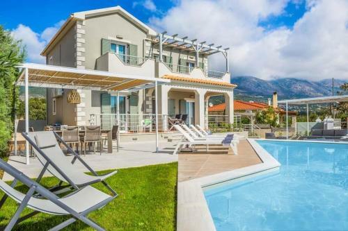Karavadhos Villa Sleeps 6 Pool Air Con Wifi