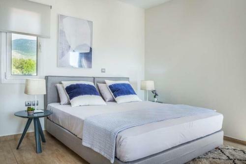 Karavadhos Villa Sleeps 6 Pool Air Con Wifi