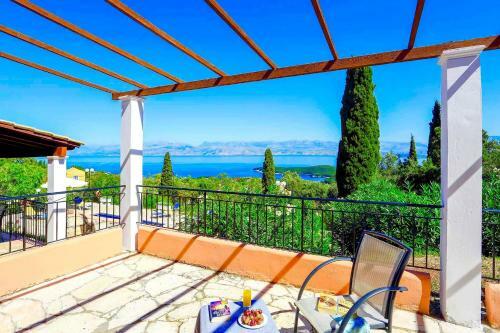 Villa Anatoli With Private Pool