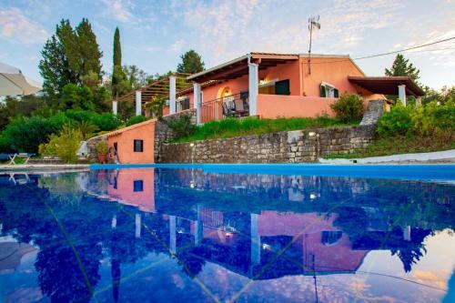 Villa Anatoli With Private Pool