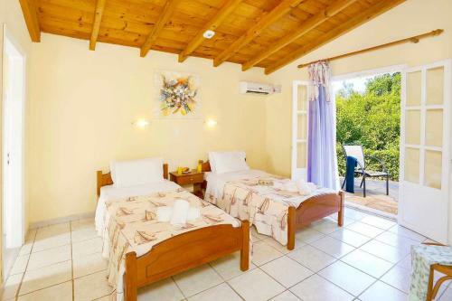 Villa Anatoli With Private Pool