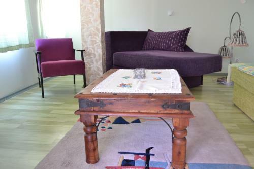 Bache Apartments