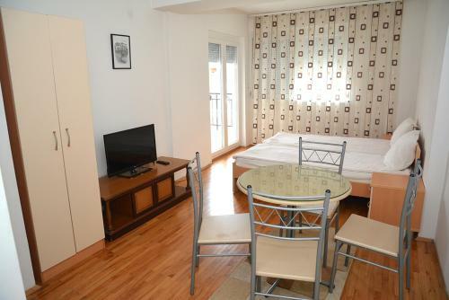 Asp Apartments