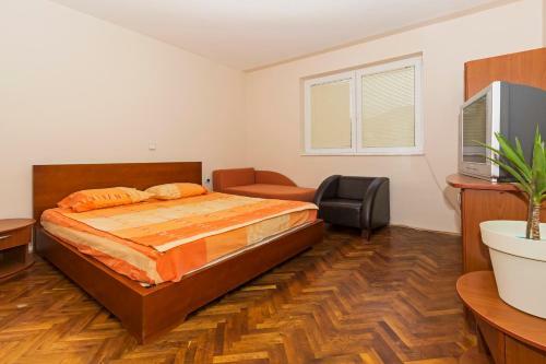 Hostal Bitrak Guest House