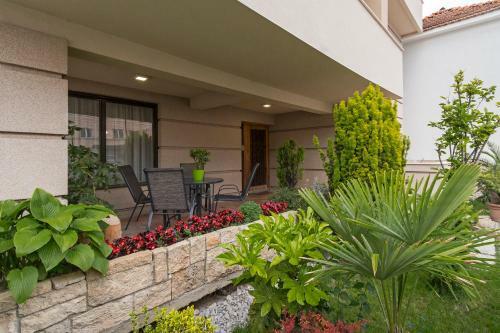 Hostal Bitrak Guest House