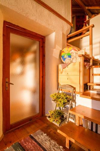 Hostal Robinson Sunset Guest House