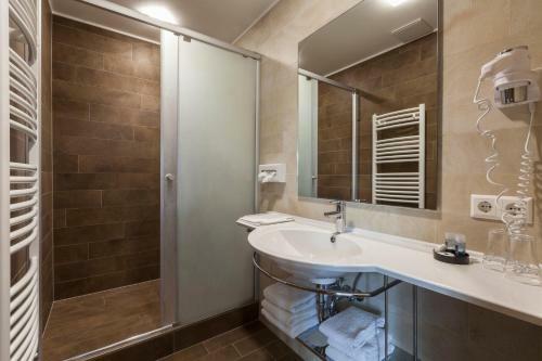 Hotel H�tel - Restaurant " Victor Hugo"