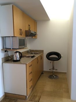 Apartamento Bliss 3000 Furnished Studios