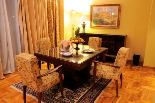 Warwick Palm Beach Hotel
