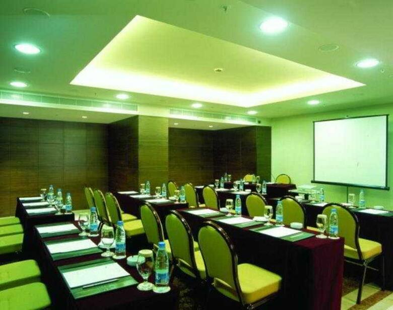 Hotel Ramada Plaza Beirut Raouche