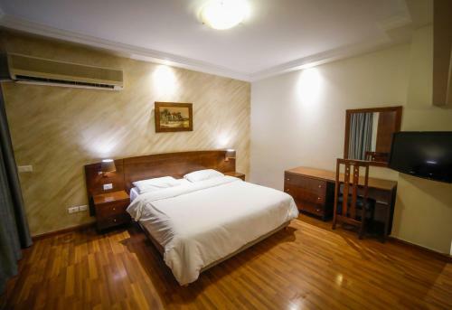 Aparthotel White House Suites