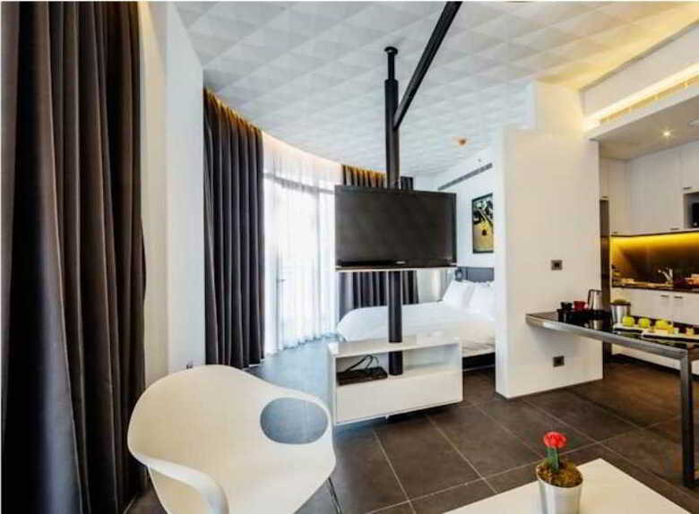 The Smallville Hotel