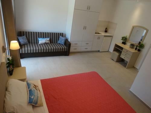 Hotel Makis Louvlis Apartments