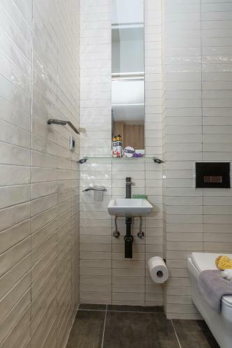 Loc Hospitality Urban Den