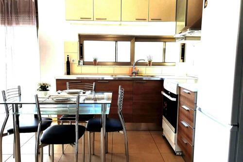 Iriana's Apartment In Center 2