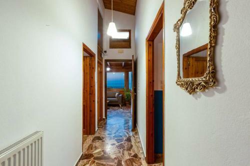 Effie Beach Front Apartment With Pool