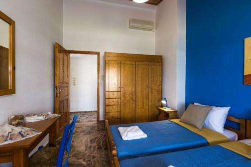 Effie Beach Front Apartment With Pool
