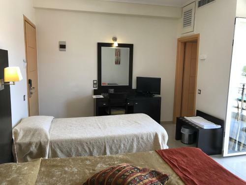 Hanioti Grandotel Hotel