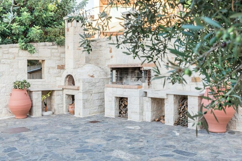 Mangie Villa