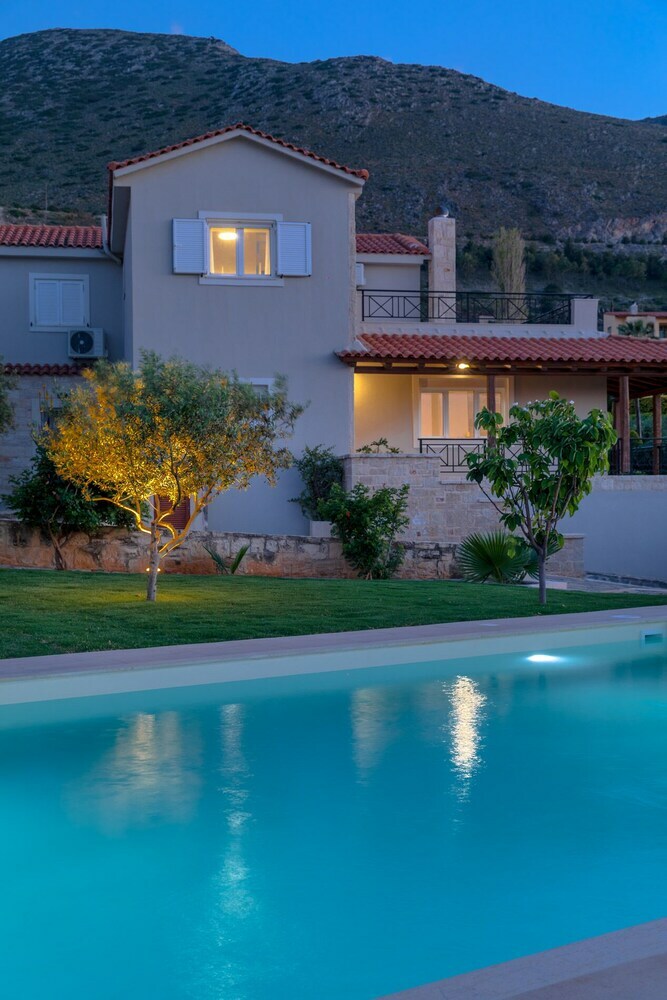 Mangie Villa