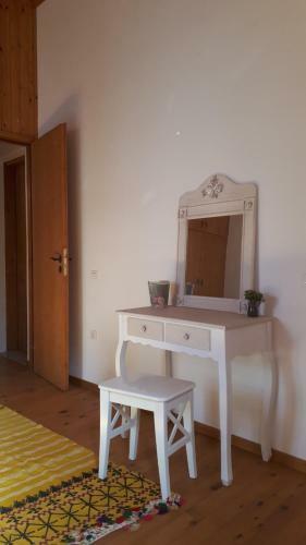 Luxury Maisonette Danai