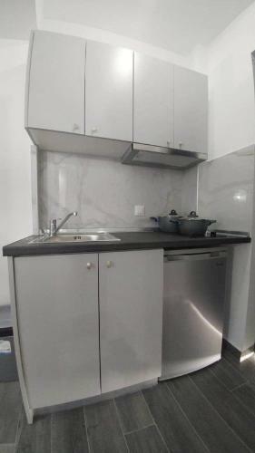 Villa Eleni Luxury Apartments