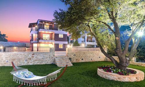Villa Kermes Heated Pool