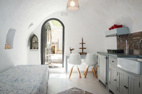 Avgonima Chios Spitakia Cottages