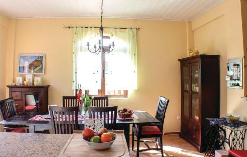 Five-bedroom Holiday Home In Kyllini