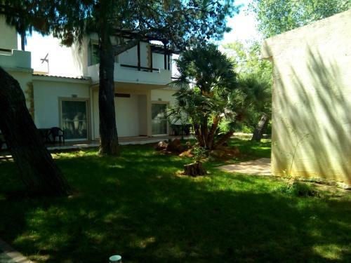 Hotel Marzi Beach And Bungalows