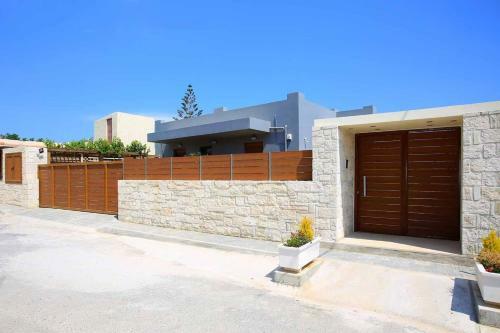 Villa Elpida, Kokkini Hani