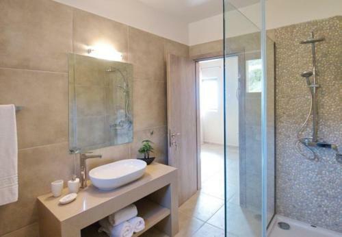 Villa In Kleismata Sleeps 7 Includes Swimming Pool And Air Con