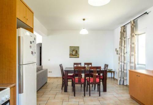 Villa In Kleismata Sleeps 7 Includes Swimming Pool And Air Con 0