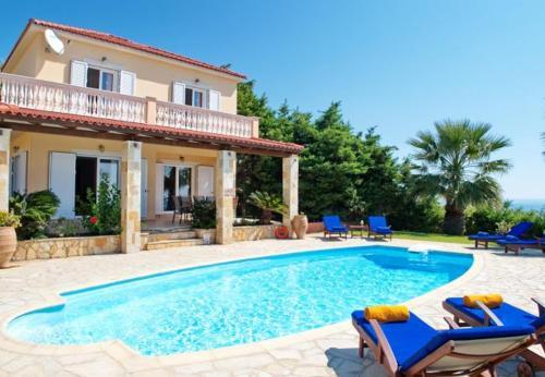 Villa In Kleismata Sleeps 7 Includes Swimming Pool And Air Con 9