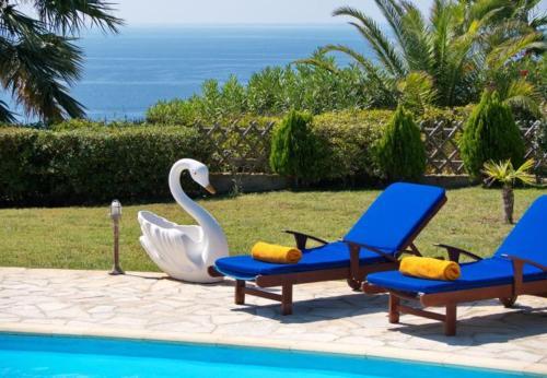 Villa In Kleismata Sleeps 7 Includes Swimming Pool And Air Con 9