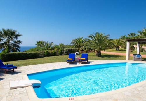 Villa In Kleismata Sleeps 7 Includes Swimming Pool And Air Con 9