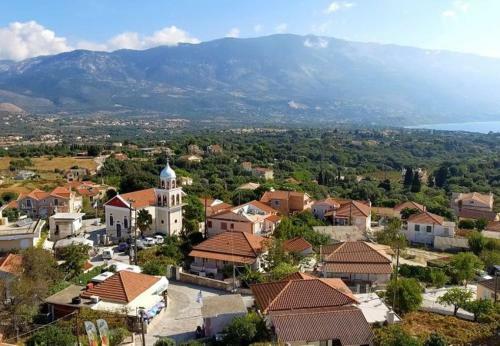 Villa In Kleismata Sleeps 7 Includes Swimming Pool And Air Con 1