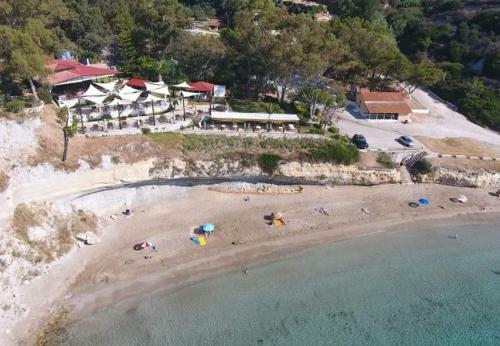 Villa In Kleismata Sleeps 7 Includes Swimming Pool And Air Con 1