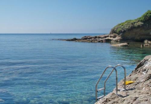 Villa In Kleismata Sleeps 7 Includes Swimming Pool And Air Con 1
