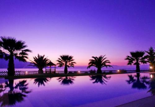 Villa In Kleismata Sleeps 7 Includes Swimming Pool And Air Con 1