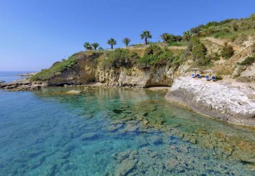Villa In Kleismata Sleeps 7 Includes Swimming Pool And Air Con 1