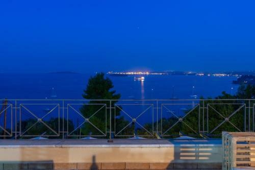 Villa Kommeno Bay 1 , Corfu