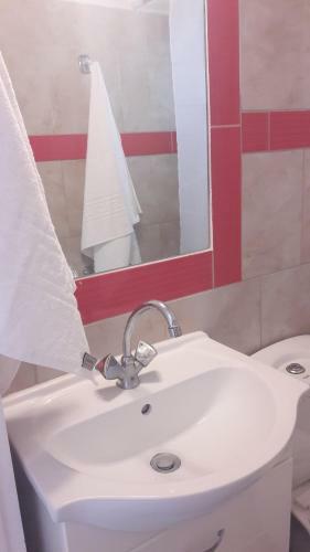 Apartamento Korinthian Central Beach